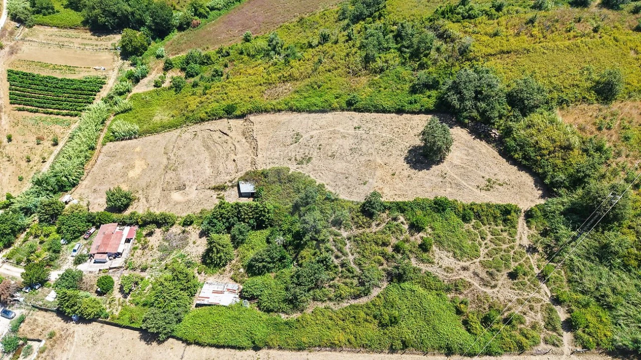 Terreno para Venda em Dois Portos e Runa Foto 1