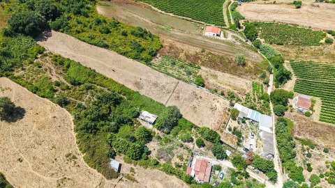 Terreno para Venda em Dois Portos e Runa
