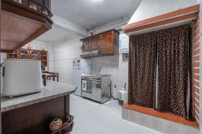 Moradia T4 para Venda em Alfarelos