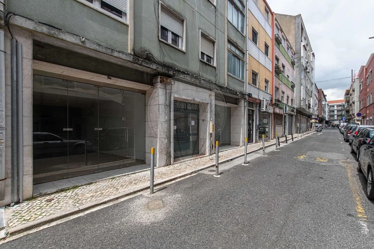 Apartamento T2 para Venda em Moscavide e Portela Foto 16