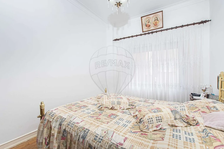 Apartamento T2 para Venda em Moscavide e Portela Foto 2