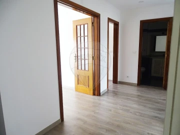 Apartamento T3 para Arrendamento em Vila Nova da Barquinha