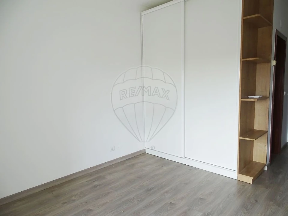 Apartamento T3 para Arrendamento em Vila Nova da Barquinha Foto 16