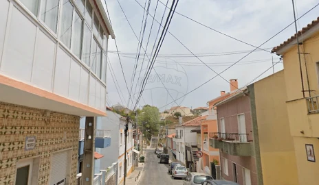 Moradia T5 para Venda em Camarate, Unhos e Apelação
