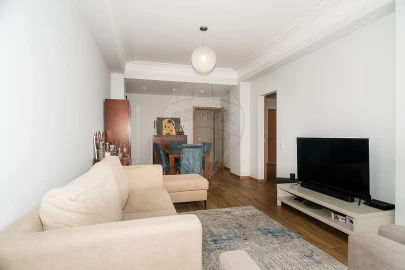 Apartamento T4 para Venda em Alvalade