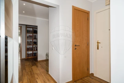 Apartamento T4 para Venda em Alvalade
