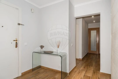 Apartamento T4 para Venda em Alvalade