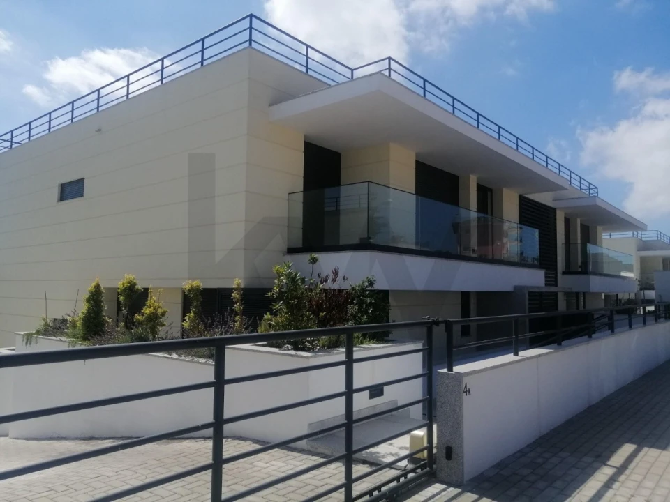 Apartamento T3 para Venda em Barcarena Foto 13