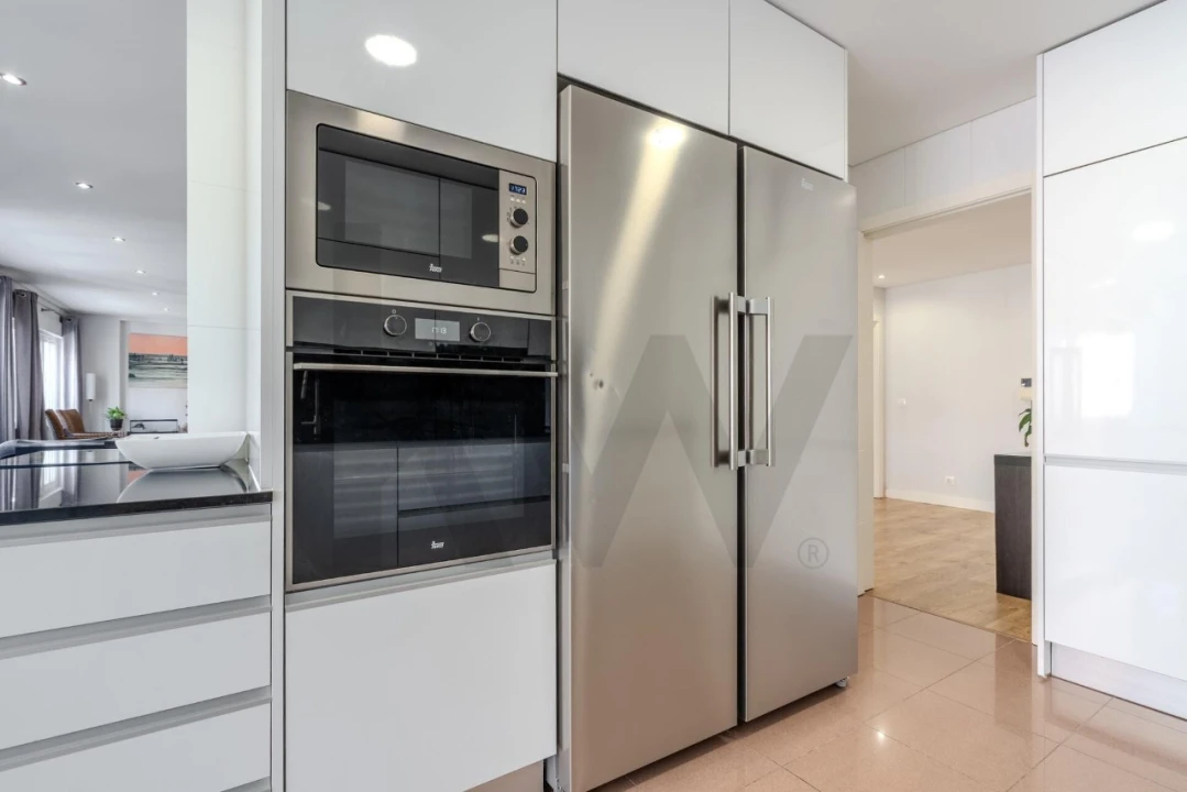 Apartamento T3 para Venda em Carnaxide e Queijas Foto 11