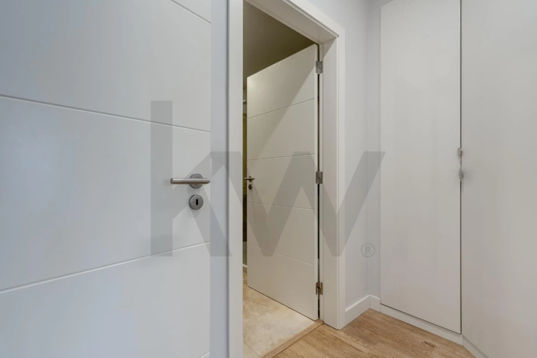 Apartamento T3 para Venda em Carnaxide e Queijas Foto 28