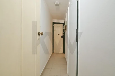 Apartamento T1 para Venda em Misericórdia