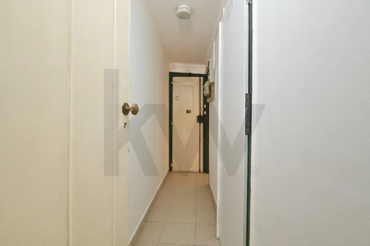 Apartamento T1 para Venda em Misericórdia Foto 19