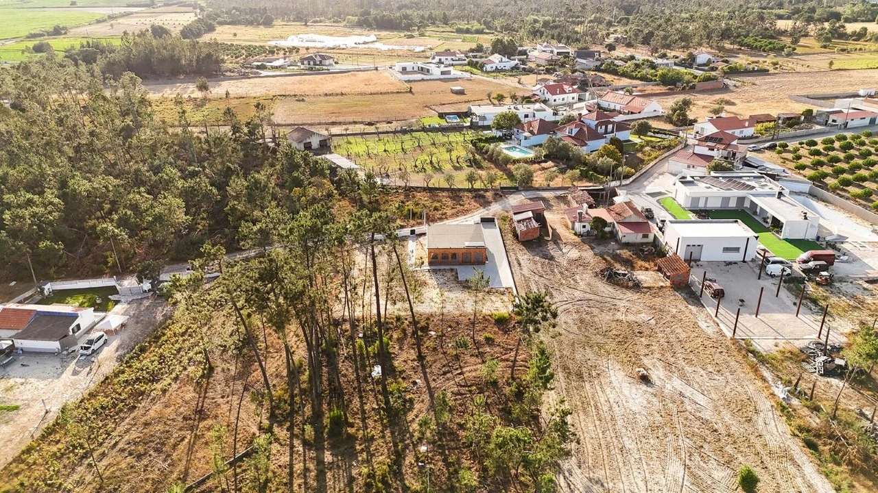 Moradia T3 para Venda em Coimbrão Foto 3