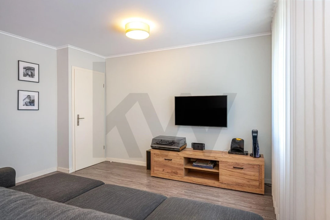 Apartamento T3 para Venda em Santa Clara Foto 2