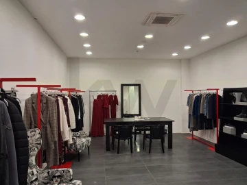 Loja para Venda em São Domingos de Benfica