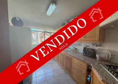 Apartamento T3 para Venda em Peniche