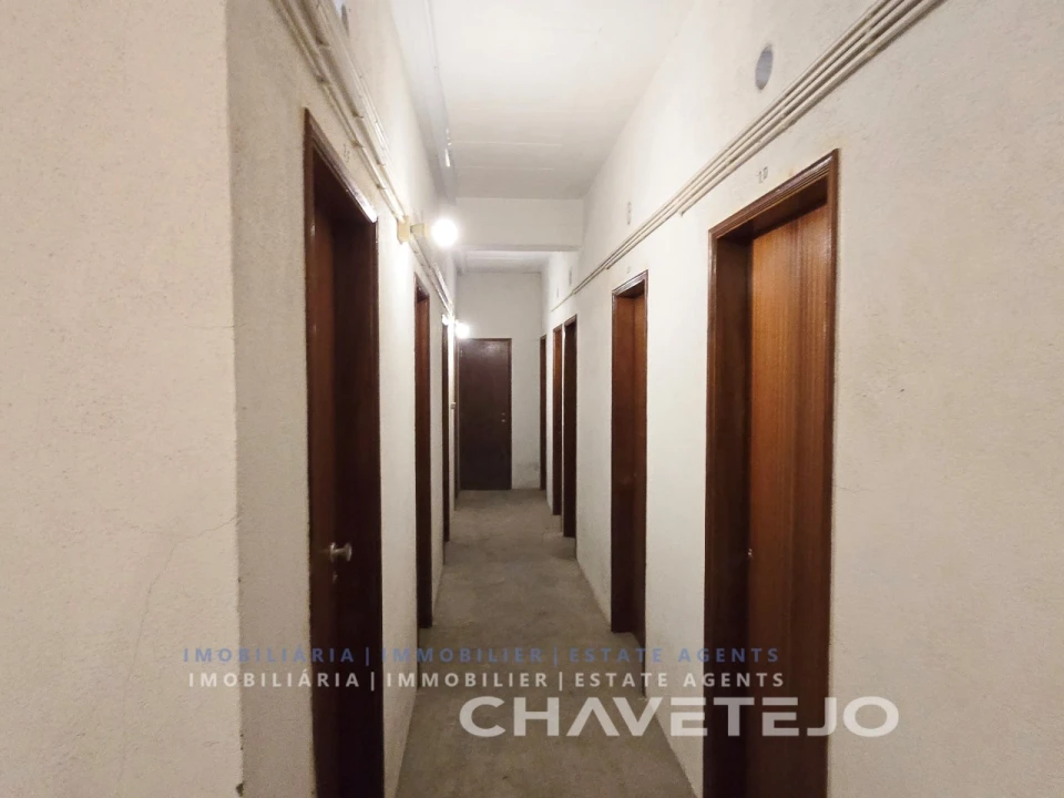 Apartamento T2 para Venda em São João Baptista e Santa Maria dos Olivais Foto 24