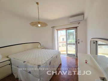 Apartamento T2 para Venda em São João Baptista e Santa Maria dos Olivais