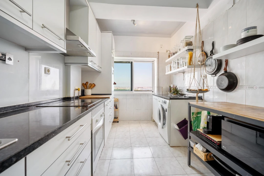 Apartamento T3 para Venda em Laranjeiro e Feijó Foto 2