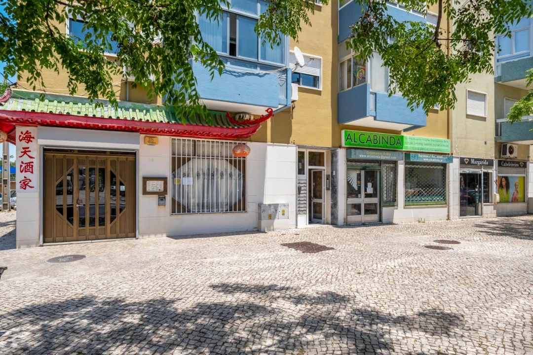Apartamento T3 para Venda em Laranjeiro e Feijó Foto 24