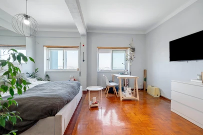 Apartamento T3 para Venda em Laranjeiro e Feijó