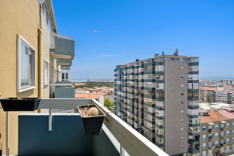 Apartamento T3 para Venda em Laranjeiro e Feijó Foto 20