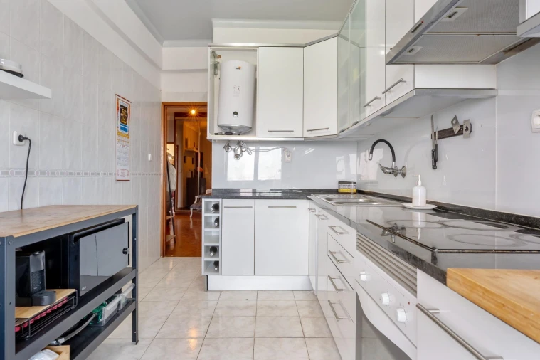 Apartamento T3 para Venda em Laranjeiro e Feijó Foto 4