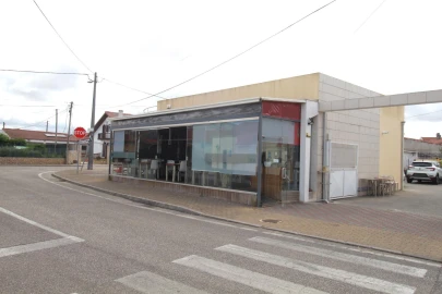 Prédio para Venda em Marinha Grande