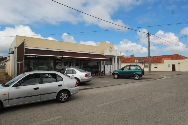 Prédio para Venda em Marinha Grande Foto 2