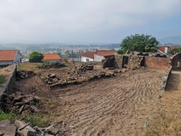 Moradia T3 para Venda em Cervães