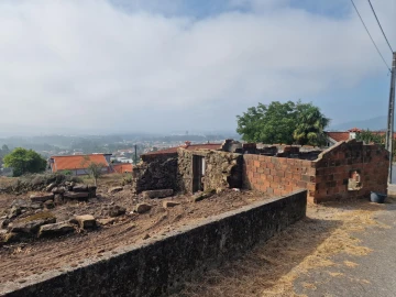 Moradia T3 para Venda em Cervães