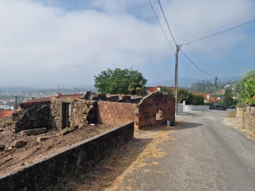 Moradia T3 para Venda em Cervães