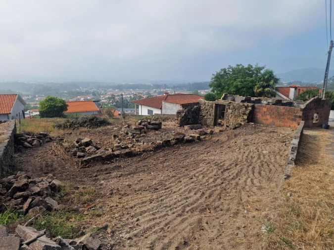 Moradia T3 para Venda em Cervães Foto 3