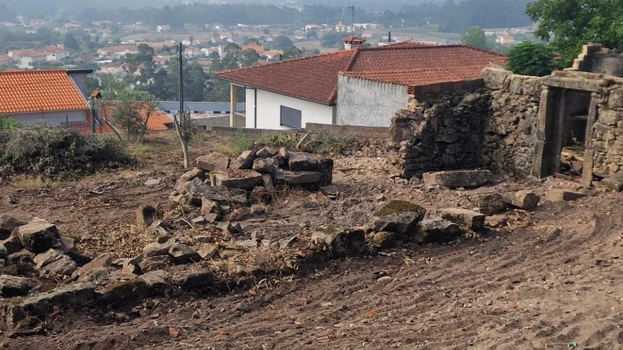 Moradia T3 para Venda em Cervães