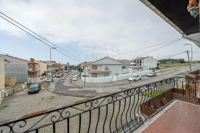 Moradia T7 para Venda em Serzedo e Perosinho