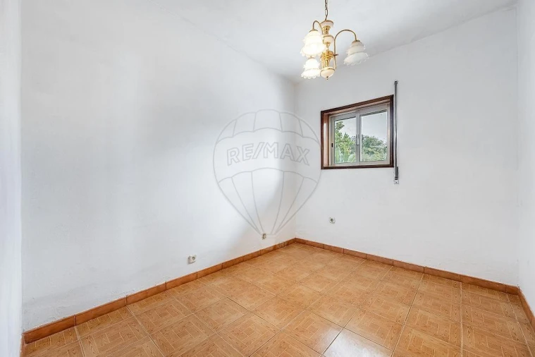 Moradia T7 para Venda em Serzedo e Perosinho Foto 8