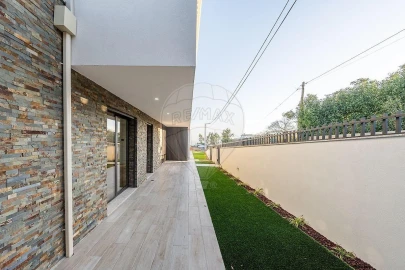 Moradia T3 para Venda em Unhão e Lordelo
