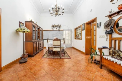 Moradia T6 para Venda em Ferreiros, Prozelo e Besteiros