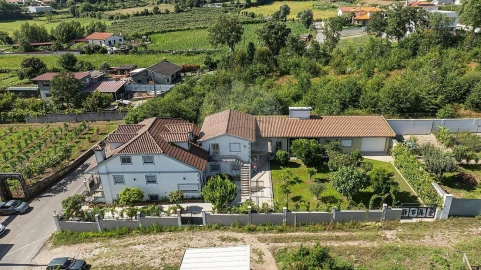 Moradia T6 para Venda em Ferreiros, Prozelo e Besteiros