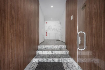 Apartamento T3 para Venda em Vila Verde e Barbudo
