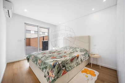 Apartamento T3 para Venda em Vila Verde e Barbudo