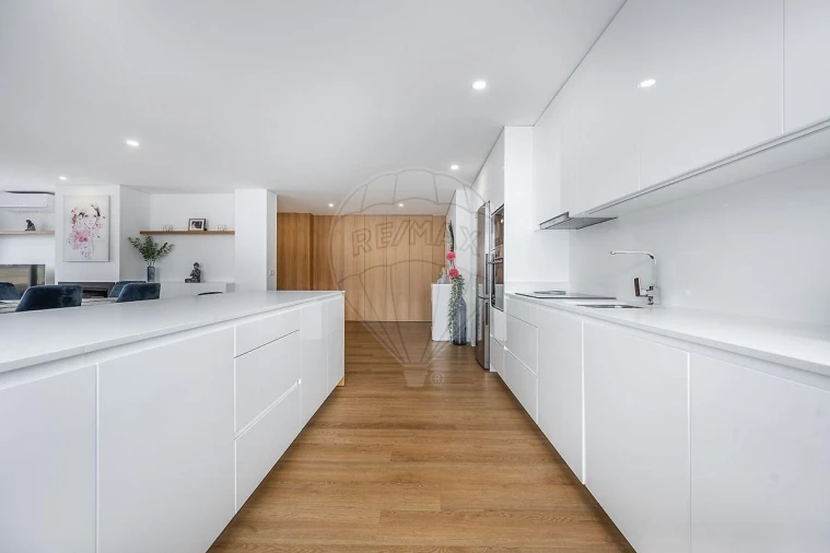 Apartamento T3 para Venda em Vila Verde e Barbudo Foto 12