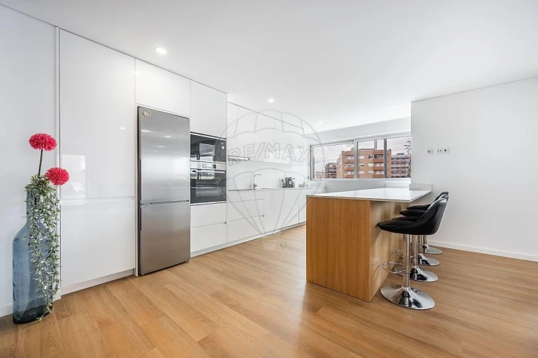 Apartamento T3 para Venda em Vila Verde e Barbudo Foto 15