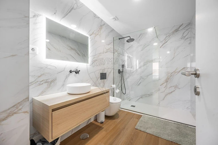 Apartamento T3 para Venda em Vila Verde e Barbudo Foto 19