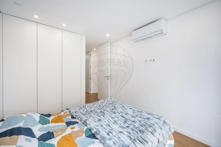 Apartamento T3 para Venda em Vila Verde e Barbudo Foto 24