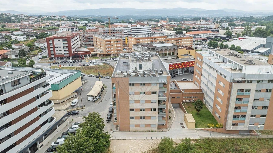 Apartamento T3 para Venda em Vila Verde e Barbudo Foto 9