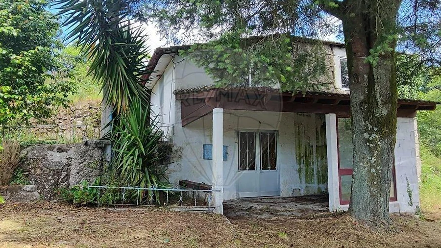 Moradia T3 para Venda em Goães