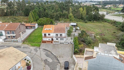 Moradia T7 para Venda em Serzedo e Perosinho