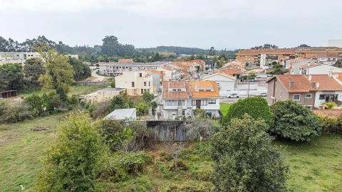 Moradia T7 para Venda em Serzedo e Perosinho