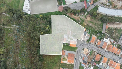 Moradia T7 para Venda em Serzedo e Perosinho